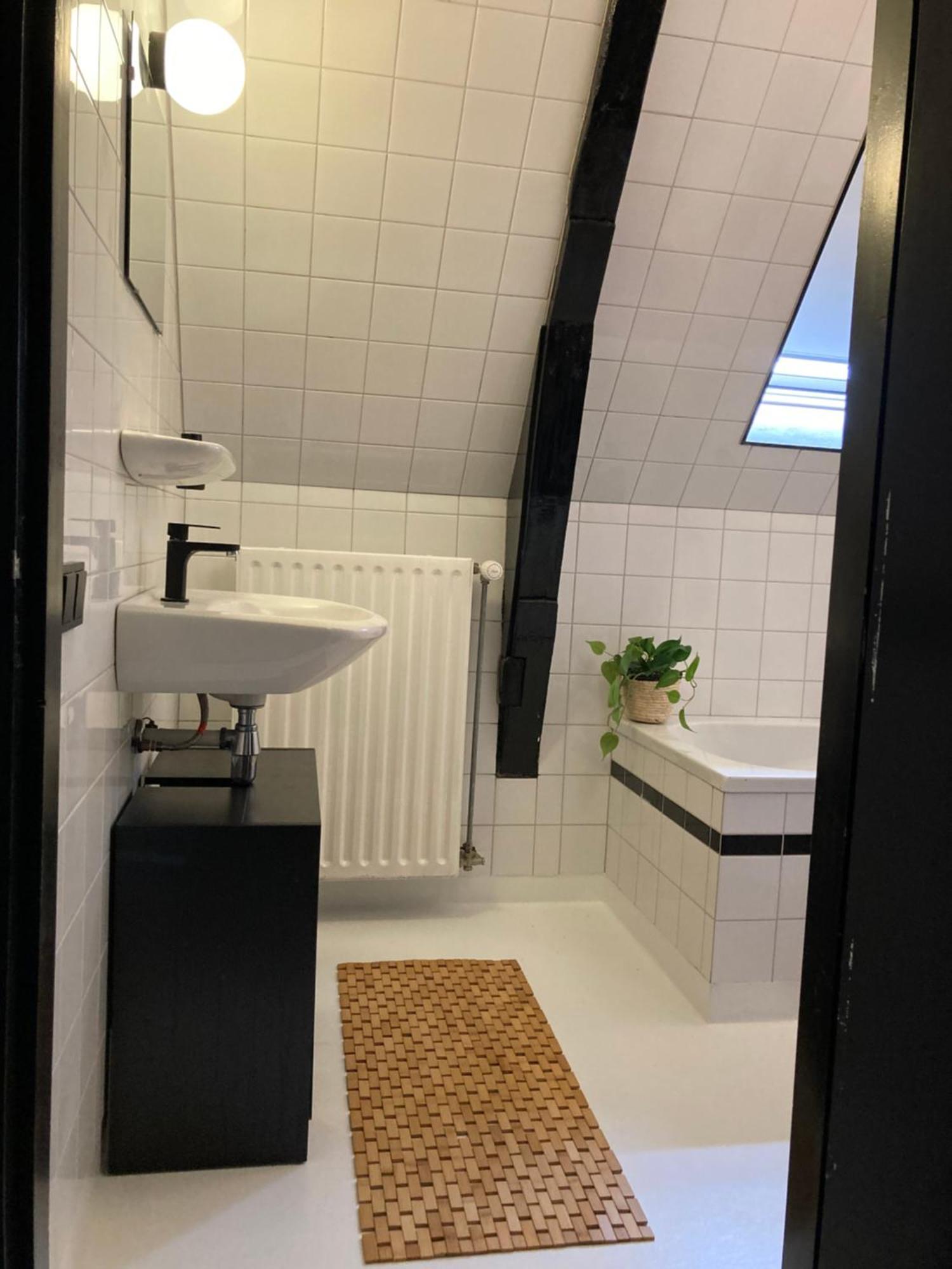 Elegant Appartement In Pakhuis Friesland Centrum Leeuwarden Extérieur photo